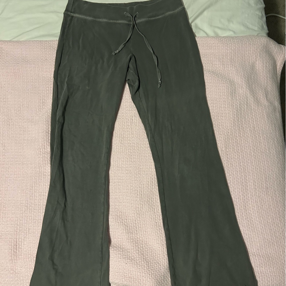 Brandy Melville Sweatpants (lightweight)